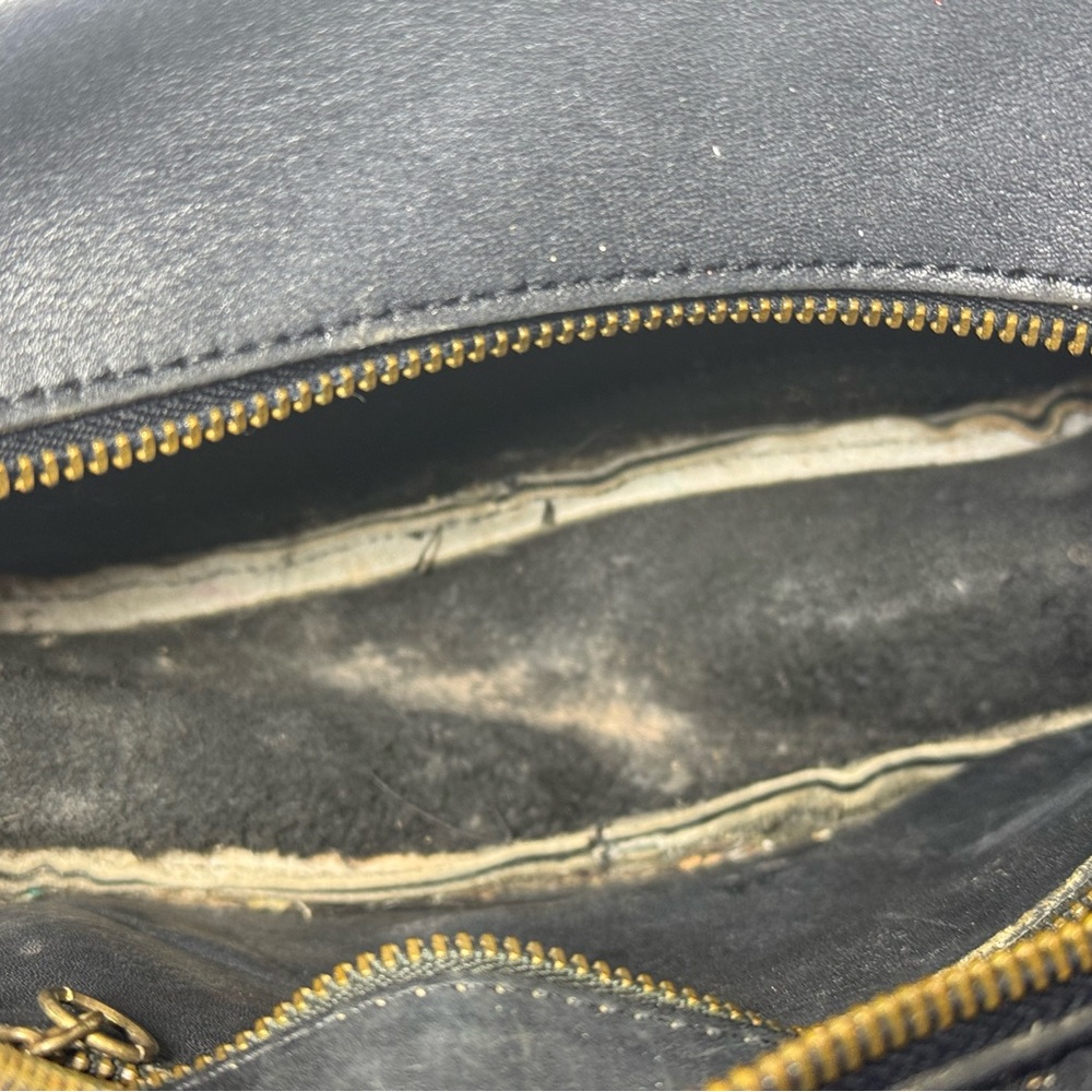 Vintage COACH Chester Canteen Crossbody Bag🖤✔️ - Picture 8 of 12